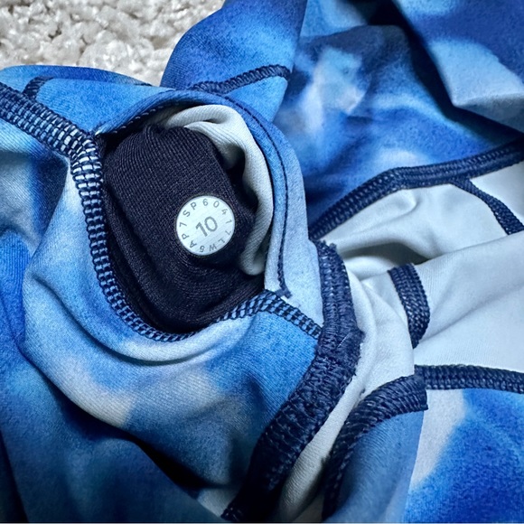 Lululemon Align Leggings size 10 - Picture 3 of 3